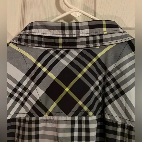 Omni-Shade Sun Protection Columbia button up plaid shirt, size XXL, black plaid - Picture 7 of 8